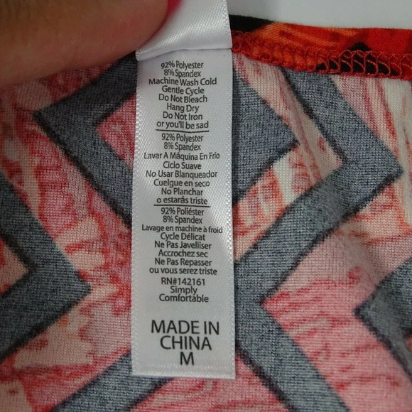 LulaRoe Classic T Tunic Top Santa Claus Christmas Women Size M Pink Red NEW - Picture 8 of 8